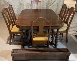 Antique Rockford Dining Table, Six Chairs, Three Table Leaves