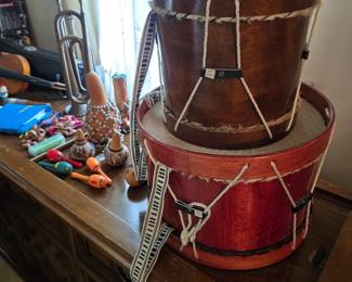 Musical Instruments:  Yamaha Electric Keyboard with Stand; Violin with Case; Jingle Hand Bells; Two Bugles; Harmonica in Case; Maracas; Gourd Percussion shakers; Two Ecuadorian Drums with Soft Mallets