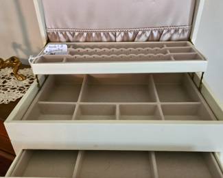 Vintage Jewelry Case