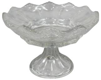 692 - Pressed Glass Compote 6 x 10