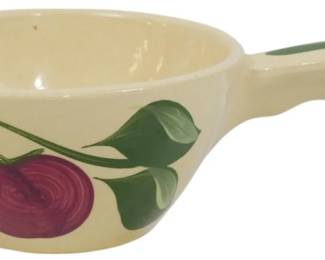 804 - Watt Ovenware Apple Handled Casserole 2.5x8x5