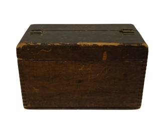 1035 - Antique Shoe Shine Box 6 x 11 x 7