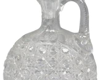 672 - Crystal Decanter 10"
