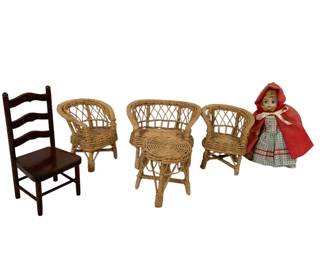 1143 - Madame Alexander Red Riding Hood Doll and doll furniture