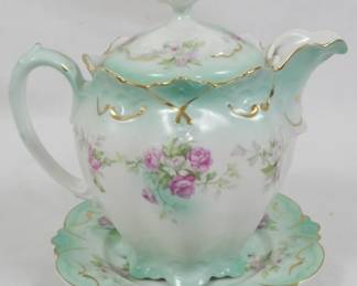 611 - Austrian Teapot w/ Hot Plate 6"