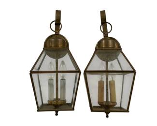 1011 - Matched Pair Lanterns 16 x 7 x 6 You are buying a used as-is electric/electronic item. We do not guarantee all components are present, and if it is not expressly stated, it is untested.