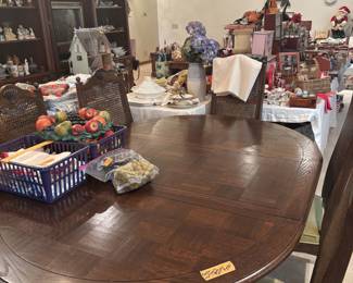 Tell city dining table with 6 chairs