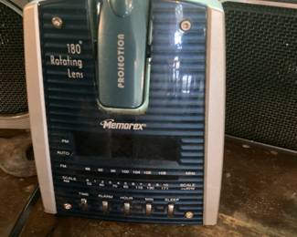 Memorex 180 Rotating Lens Projection Radio Clock