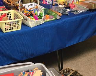 Large amount of toys, games books and dolls to choose from for the kiddos