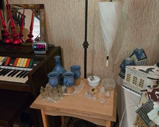 Pretty Pole Lamp with Decorative Shade; Pottery; Glass Nativity; Small Wood Table that Homeowner's Husband hand made.