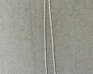 Sterling chain and setting