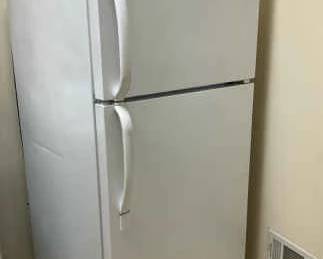 Frigidaire Refrigerator Freezer 