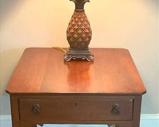 Pineapple Lamp Table 