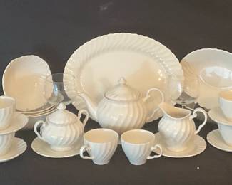 Johnson Bros Dinner Tea Set 
