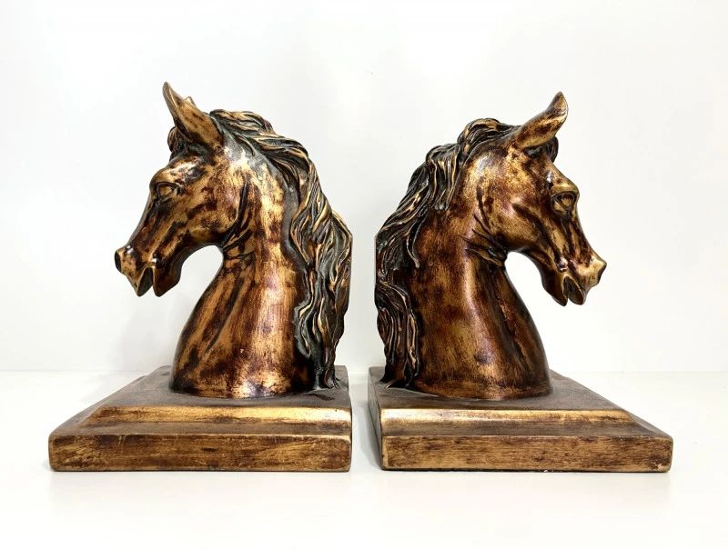 1 HorseHeadBookEndsinAntiquedBronzeFinish