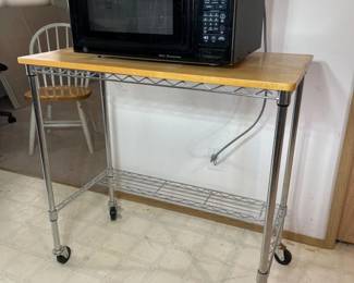95 GEMicrowaveandRollingCountertopTable