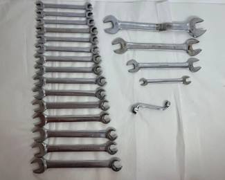 79 SnapOnCrescentWrenchesSmalltoMedium
