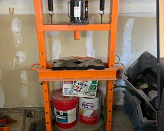 9 FMQualityTools20TonHydraulicShopPressModelHYSP005AMA
