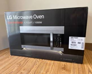 38 LGMicrowaveOvertheRangeModelNewinBox