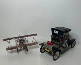 54 MetalBiplaneandFordCarmodels