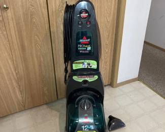 130 BissellProheatCarpetandUpholsteryCleaner
