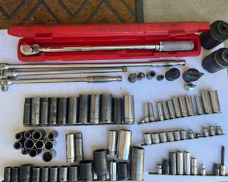 8 SnapOnTorqueandSocketWrenchSet