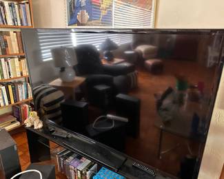 65” Smart TV - Samsung