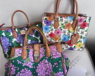 Dooney & Bourke