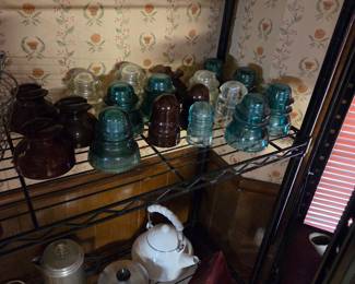 insulators and sm kitchen wares