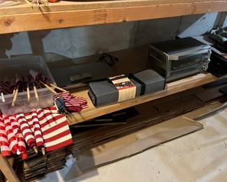 FLAGS / BBQ TOOLS / TOASTER OVEN