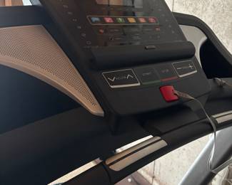 NORDIC TRACK TREADMILL