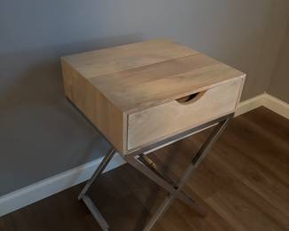SIDE TABLE