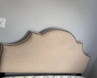 HEADBOARD