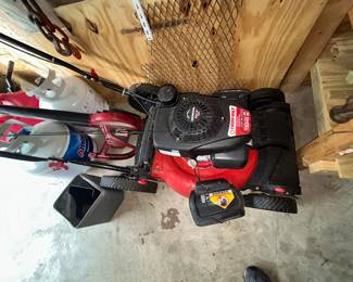 TROY BILT SELF PROPELLED MOWER