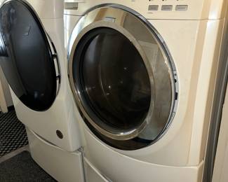 FRONT LOAD WASHER & DRYER