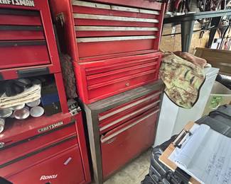 TOOL BOXES