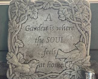 YARD DECOR