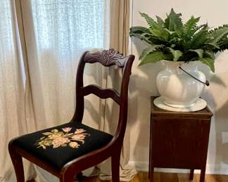 ACCENT CHAIR WITH NEEDLEPOINT SEAT