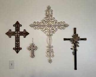 WALL CROSSES