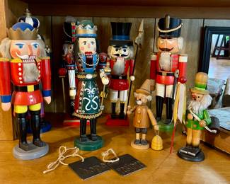 NUTCRACKERS
