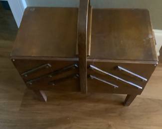 Vtg sewing box