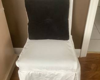 Pair blk chairs with cover