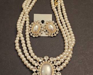 Faux Pearl Necklace and Earrings Set