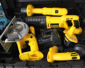 DeWalt set