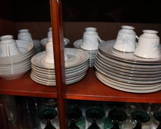 Set of dishes