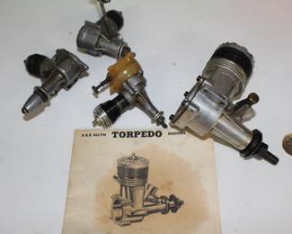 Model airplane engines