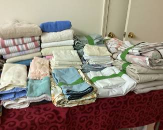 Sheets/Towels/Tablecloths