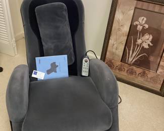 IjOY Massage Chair