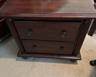 Nightstand to set