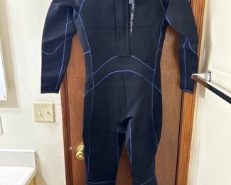 Mans wet suit